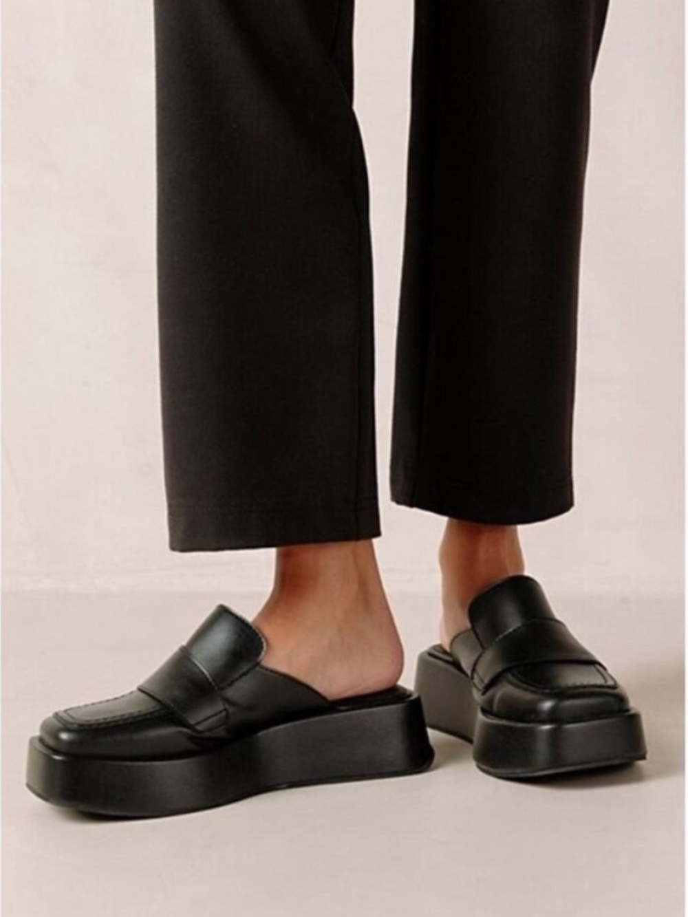 SVEGAN Alohas Tempera Vegan Leather Mule Loafer Black Casual Wardrobe Sz 6.5 37